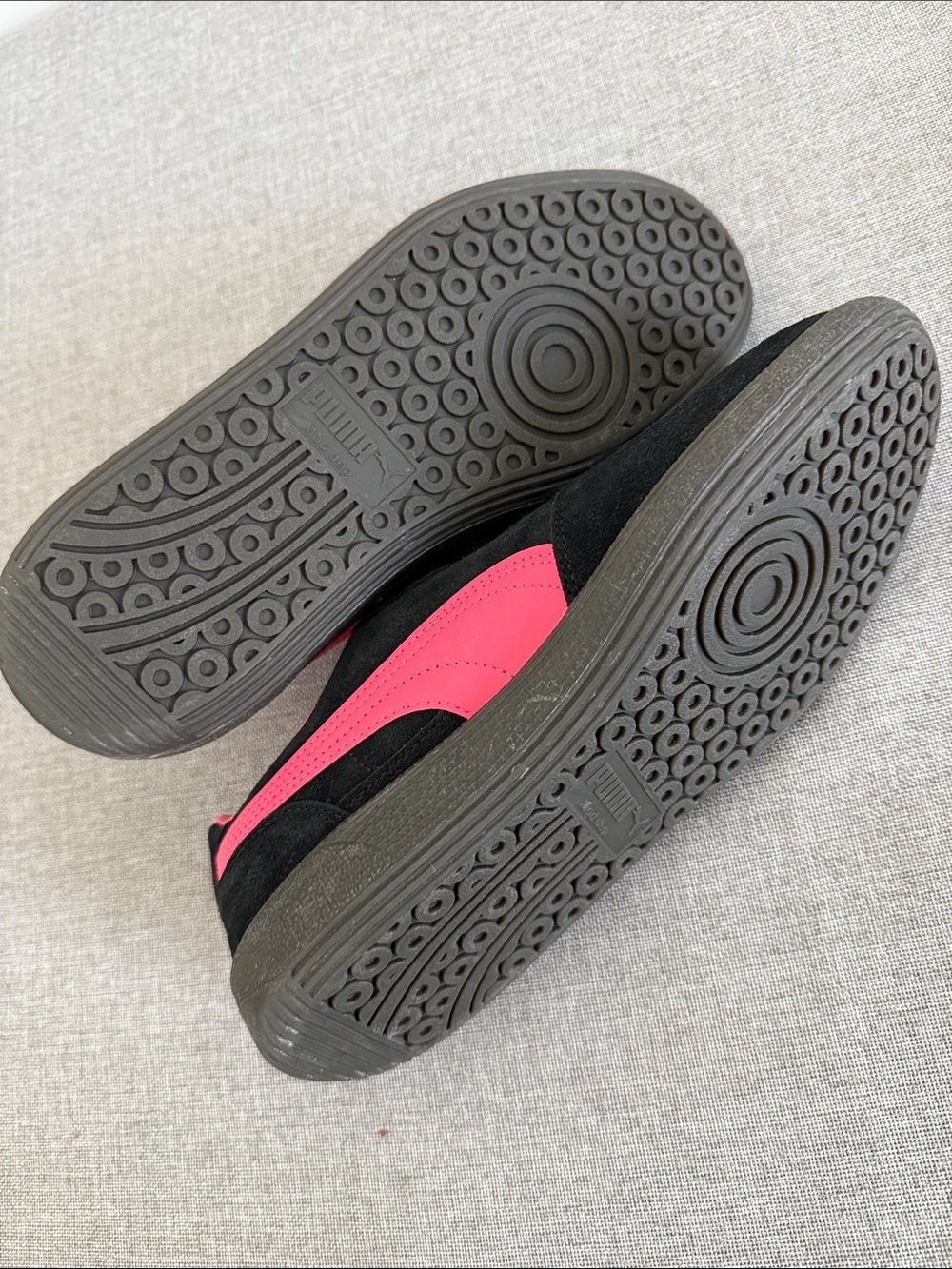 Puma Black Suede Sneakers with Pink Stripe NWOT - Picture 7 of 10